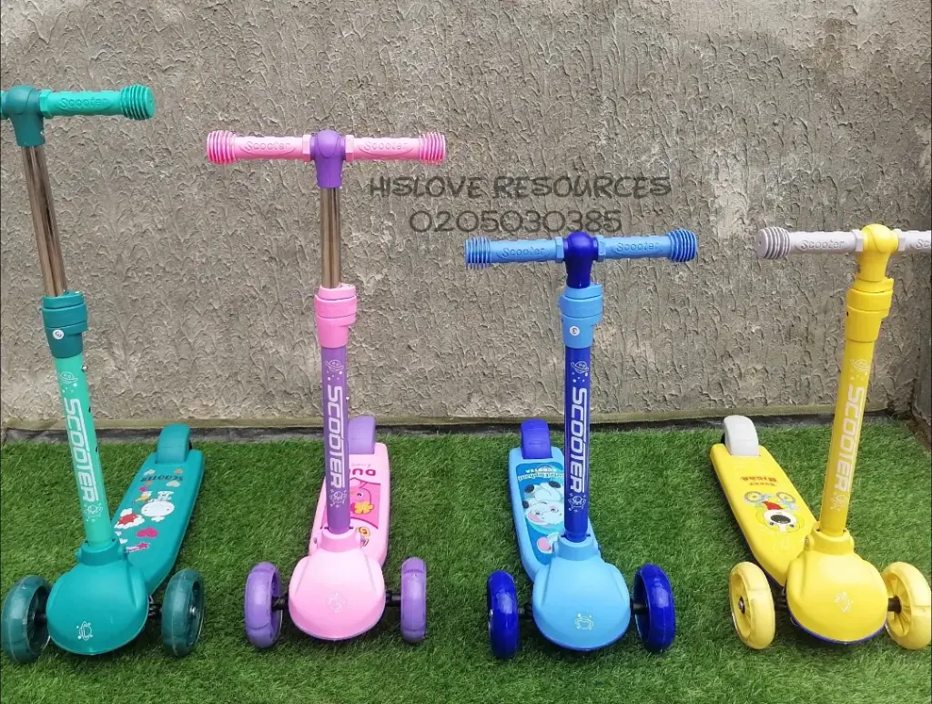 L/S 3 Wheeled Scooter